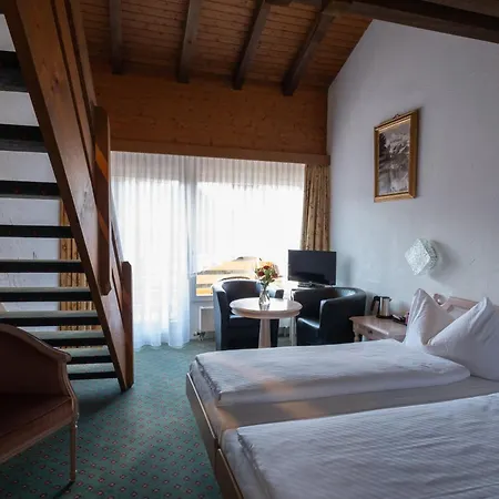 Swiss 3*